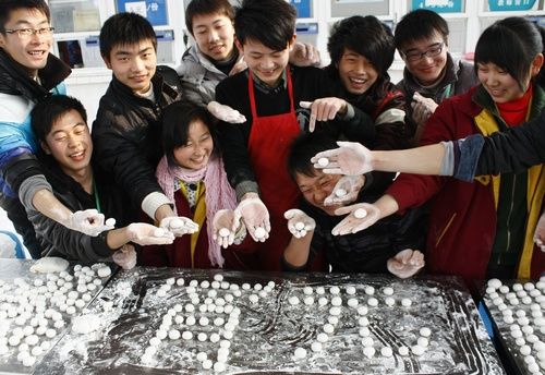 安徽萬(wàn)通學(xué)子成績(jī)與快樂(lè)兼得
