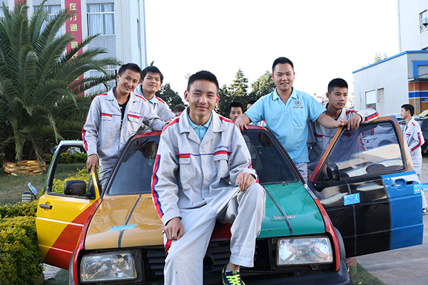 有車有兄弟，蛻變中的萬通學子.jpg